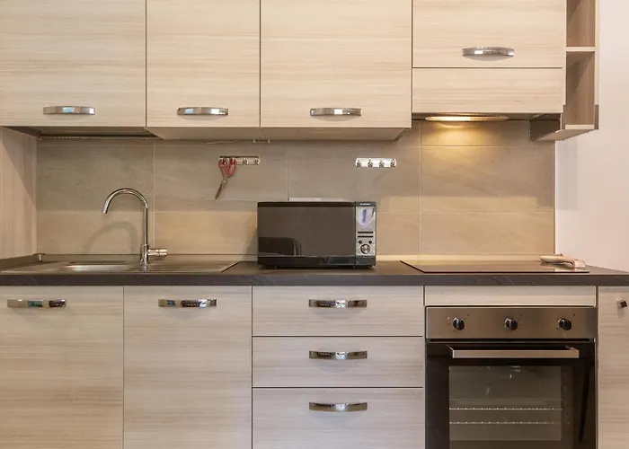 San Donato Fiere Essential Apartment W/Parking